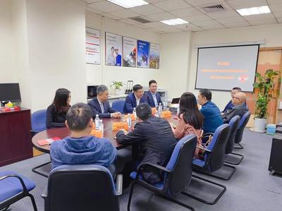 訪企拓崗促就業(yè) | 電氣與電子工程學院走訪維諦技術(shù)重慶分公司 深化產(chǎn)學研合作 拓寬學生就業(yè)渠道